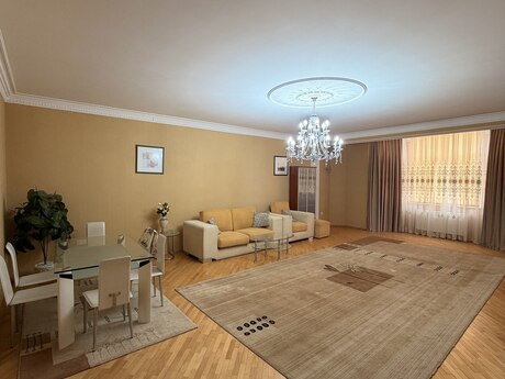 Elan №6090799 - Bakı, Nizami m., 3 otaqlı, 148 m², 8/12 mərtəbə