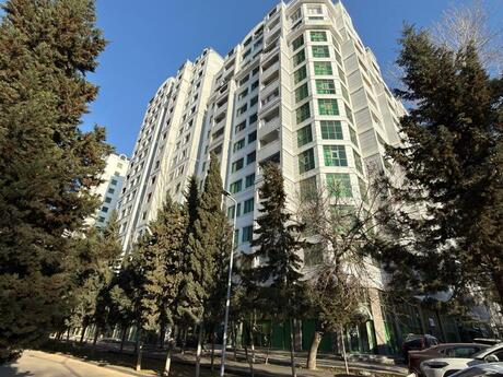 4 otaqlı yeni tikili - Nəsimi r. - 171 m²