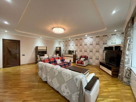 3 otaqlı yeni tikili - Xətai r. - 126 m²