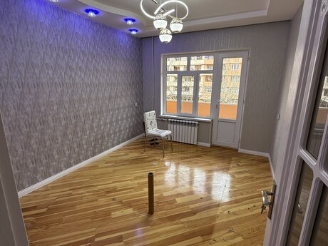 3 otaqlı köhnə tikili - Bakıxanov q. - 70 m²