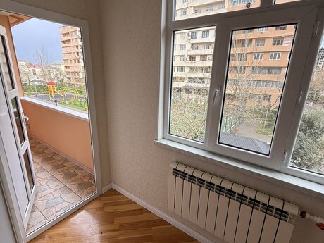 3 otaqlı köhnə tikili - Bakıxanov q. - 70 m²