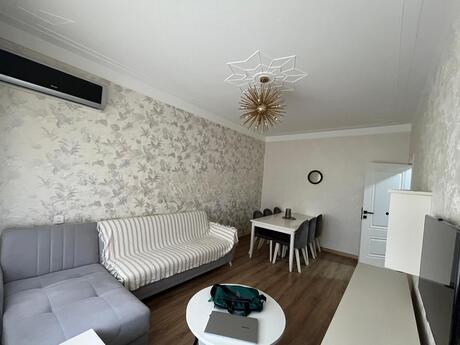 2 otaqlı köhnə tikili - Nəsimi m. - 70 m²