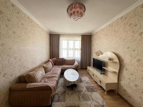5 otaqlı köhnə tikili - Yeni Günəşli q. - 120 m²