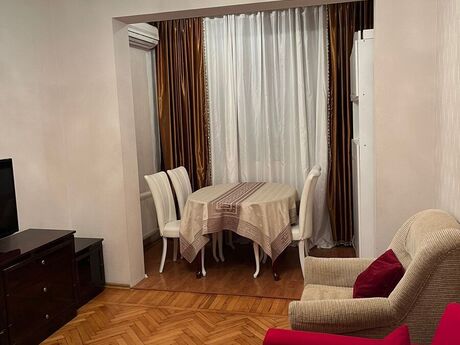 2 otaqlı köhnə tikili - 20 Yanvar m. - 60 m²