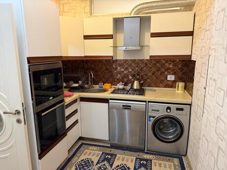 4 otaqlı yeni tikili - Nəsimi m. - 110 m²