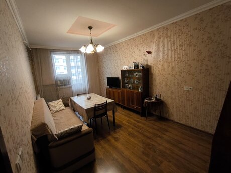 2 otaqlı köhnə tikili - Həzi Aslanov m. - 65 m²