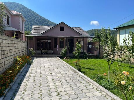 4 otaqlı həyət evi/bağ evi - Qax - 60 m²