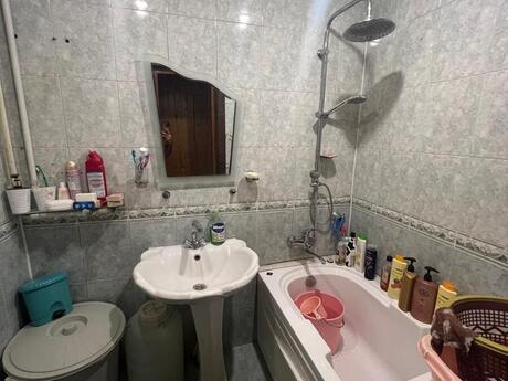 4 otaqlı köhnə tikili - Sumqayıt - 90 m²