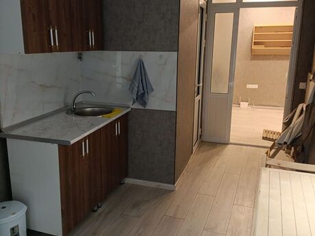 4 otaqlı ofis - Nizami m. - 90 m²