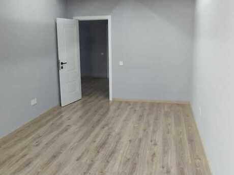 2-комн. офис - Наримановский  р. - 65 м²