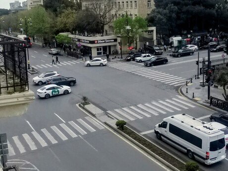 3 otaqlı köhnə tikili - Nəsimi r. - 80 m²