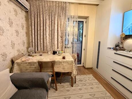 2 otaqlı köhnə tikili - Xırdalan - 45 m²