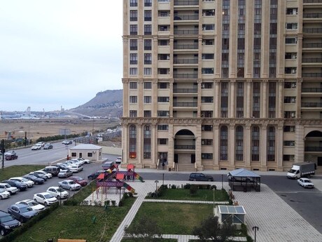 Elan №6091171 - Bakı, Bayıl q., 2 otaqlı, 75 m², 4/16 mərtəbə