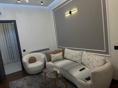 Elan №6091176 - Bakı, 28 May m., 3 otaqlı, 80 m², 4/18 mərtəbə