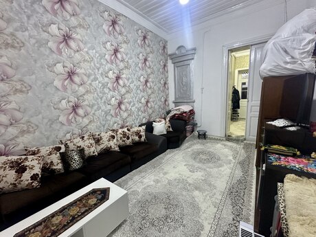 2 otaqlı köhnə tikili - 28 May m. - 40 m²