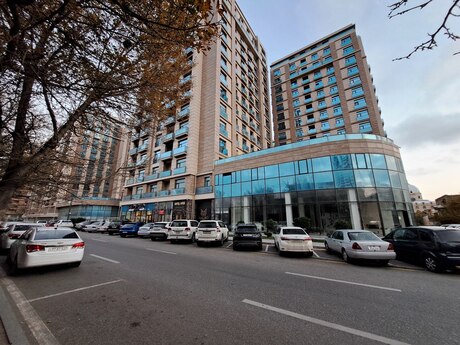 5 otaqlı yeni tikili - Nizami m. - 270 m²
