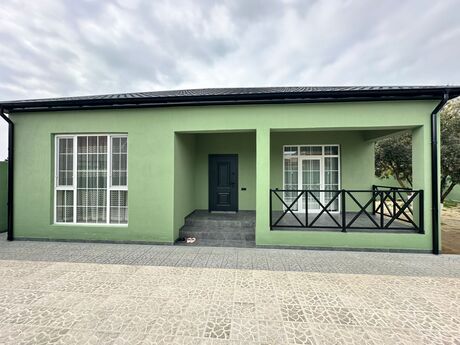 3 otaqlı həyət evi/bağ evi - Novxanı q. - 100 m²