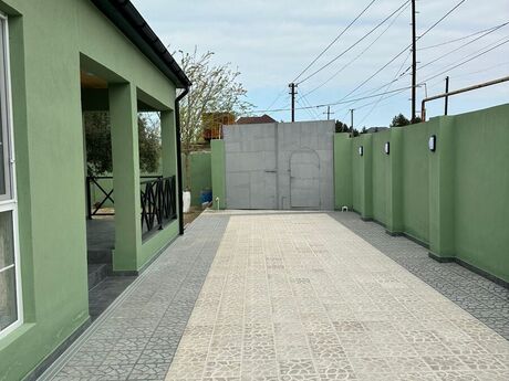 3 otaqlı həyət evi/bağ evi - Novxanı q. - 100 m²