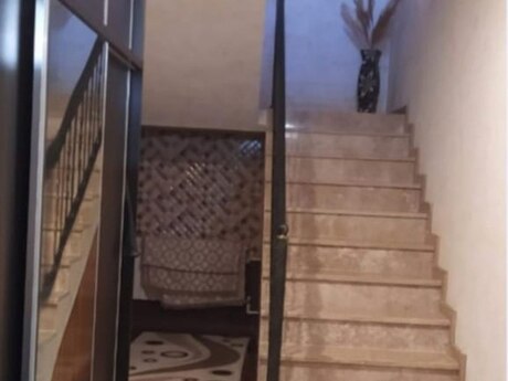 4 otaqlı həyət evi/bağ evi - Buzovna q. - 200 m²