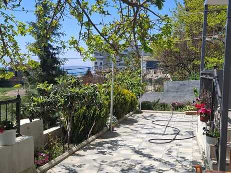 6 otaqlı həyət evi/bağ evi - Həzi Aslanov q. - 180 m²