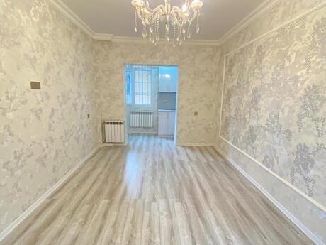 2-комн. вторичка - м. Иншаатчылар - 50 м²