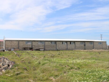 Obyekt - Yeni Suraxanı q. - 1325 m²