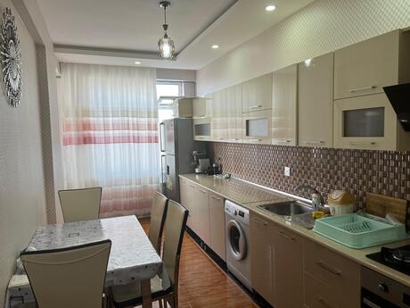3-комн. новостройка - м. Халглар Достлугу - 105 м²