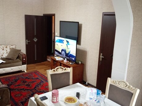 3 otaqlı köhnə tikili - Memar Əcəmi m. - 58 m²