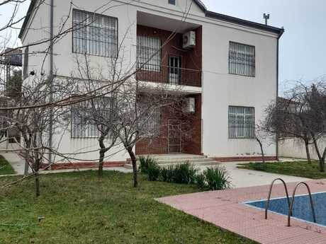 5 otaqlı həyət evi/bağ evi - Sulutəpə q. - 260 m²