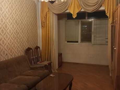 3 otaqlı köhnə tikili - 8-ci mikrorayon q. - 85 m²