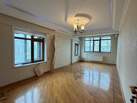 2 otaqlı köhnə tikili - 28 May m. - 76 m²