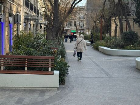 2 otaqlı köhnə tikili - Sahil m. - 46 m²