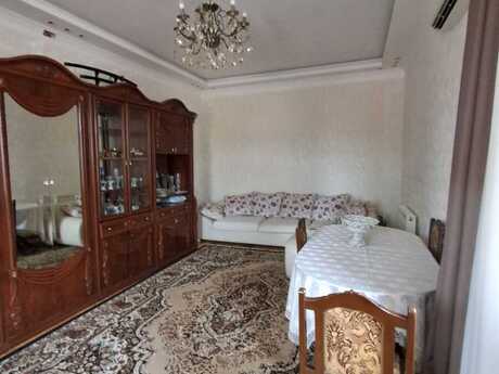 6 otaqlı həyət evi/bağ evi - Yeni Ramana q. - 230 m²