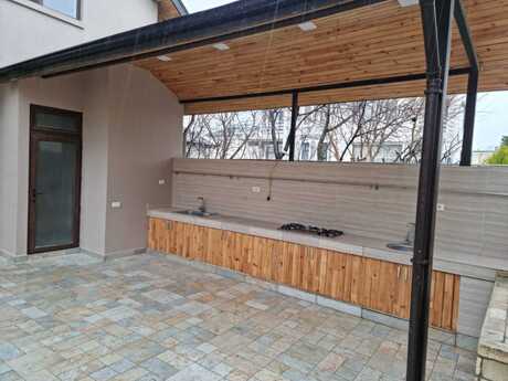 7 otaqlı həyət evi/bağ evi - Badamdar q. - 365 m²