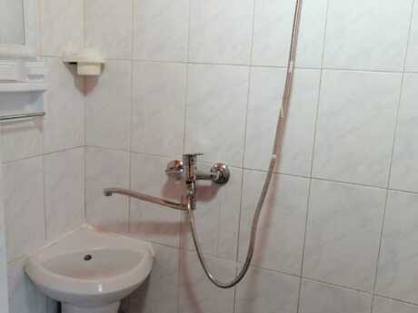 1 otaqlı köhnə tikili - Elmlər Akademiyası m. - 22 m²
