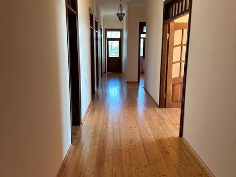 8 otaqlı həyət evi/bağ evi - Şamaxı - 270 m²