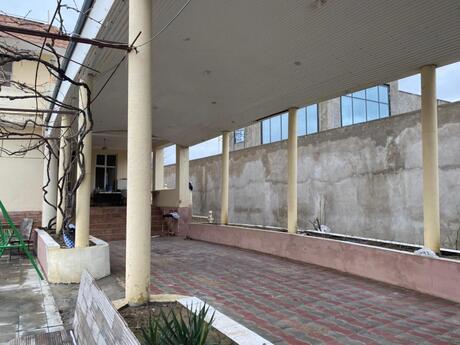 5 otaqlı həyət evi/bağ evi - Badamdar q. - 600 m²
