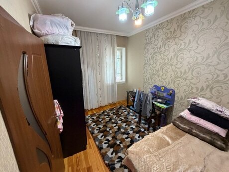 2 otaqlı köhnə tikili - Gənclik m. - 70 m²