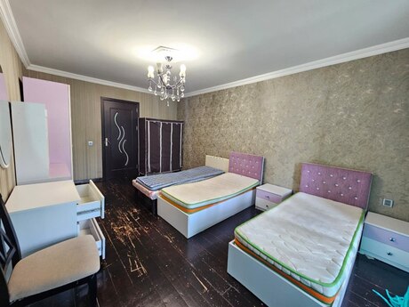 3 otaqlı köhnə tikili - Elmlər Akademiyası m. - 60 m²