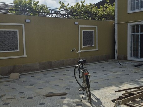 6 otaqlı həyət evi/bağ evi - Hövsan q. - 240 m²