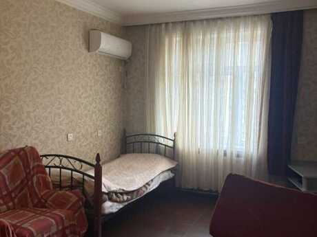 3 otaqlı köhnə tikili - Həzi Aslanov m. - 65 m²