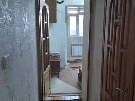 2 otaqlı köhnə tikili - Həzi Aslanov m. - 45 m²
