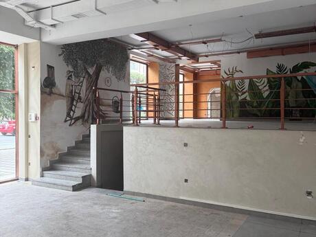Elan №6091624 - Bakı, Elmlər Akademiyası m., 200 m²