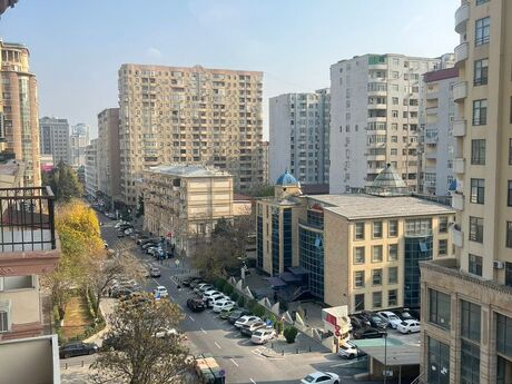 3 otaqlı köhnə tikili - Nizami m. - 100 m²