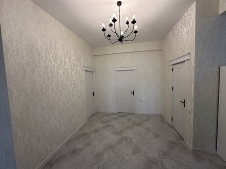 4 otaqlı yeni tikili - Xırdalan - 140 m²