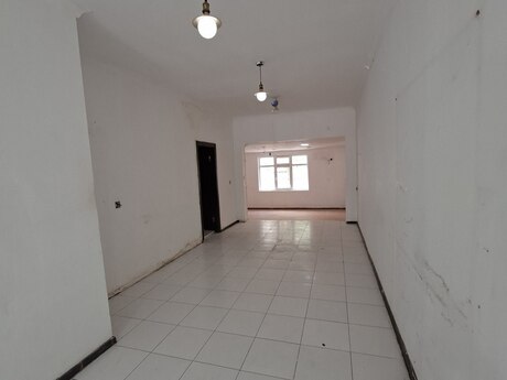 Obyekt - Memar Əcəmi m. - 70 m²