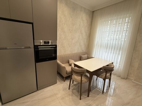 3 otaqlı yeni tikili - Ağ şəhər q. - 111 m²