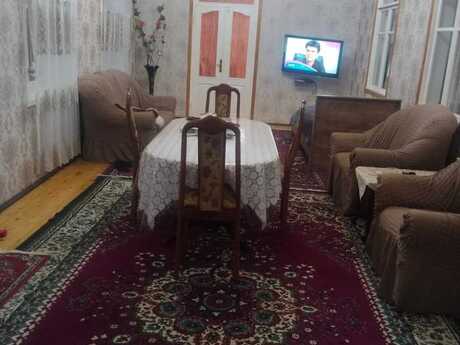 4 otaqlı həyət evi/bağ evi - Bilgəh q. - 180 m²