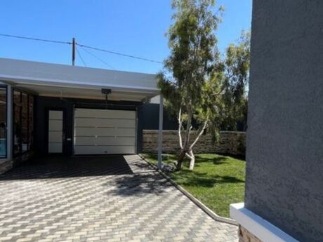 4 otaqlı həyət evi/bağ evi - Mərdəkan q. - 250 m²
