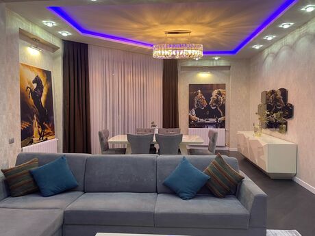 3 otaqlı yeni tikili - Ağ şəhər q. - 150 m²
